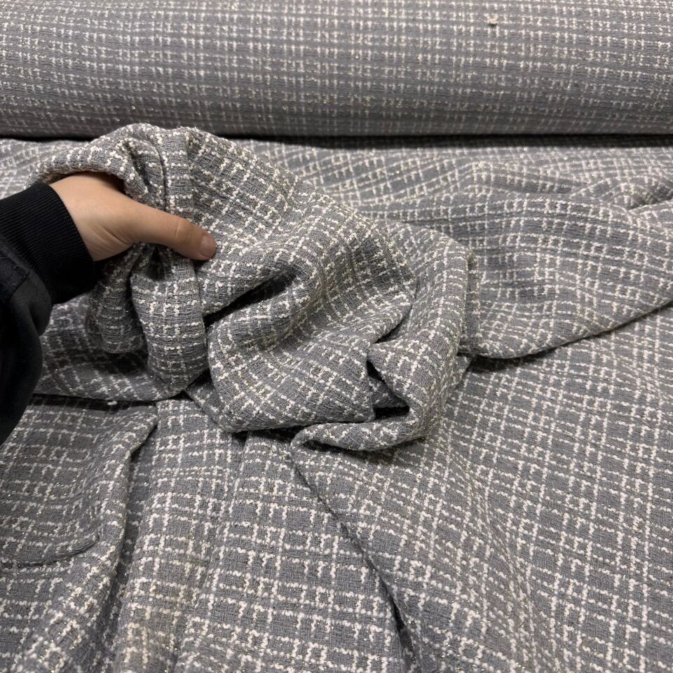 Tüvit Şanel Kumaş Çift En Simli Gri