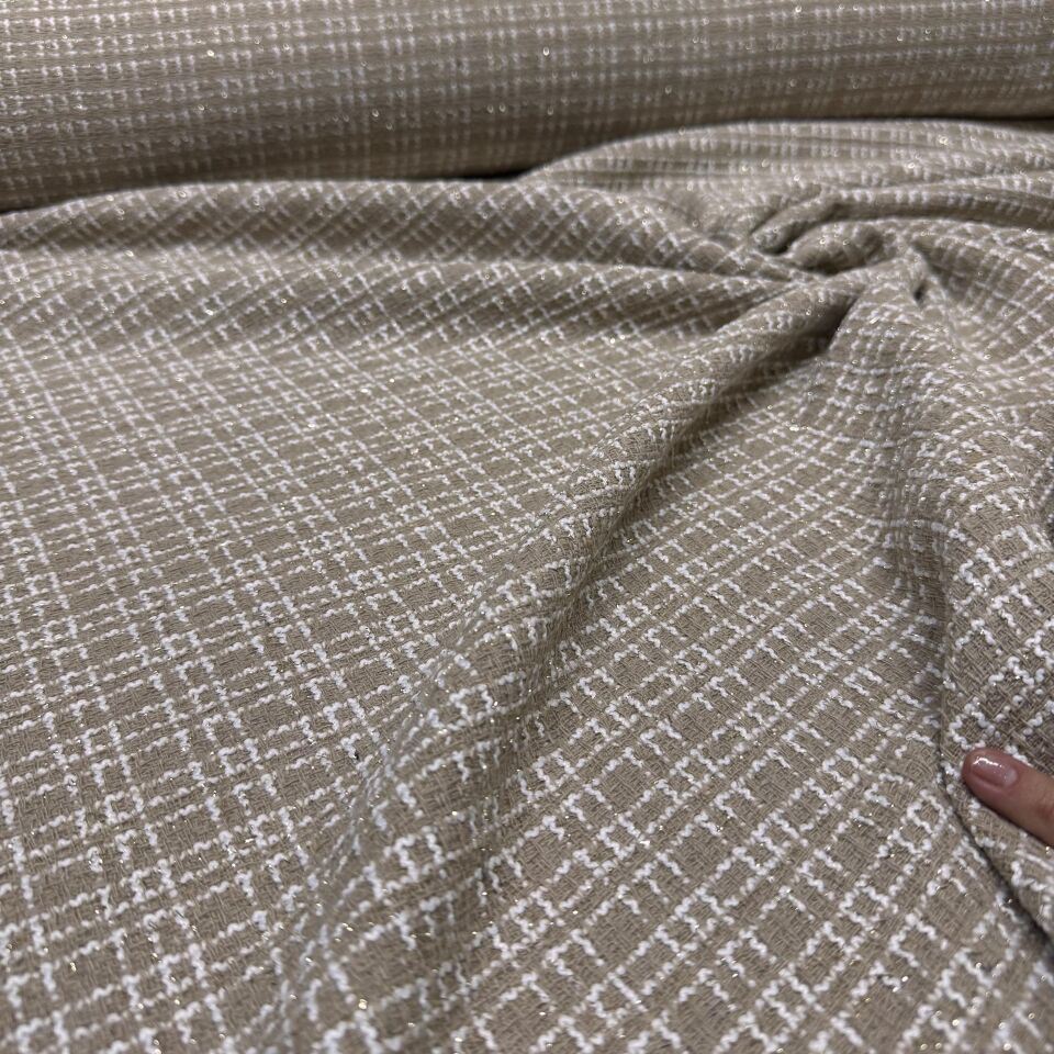 Tüvit Şanel Kumaş Çift En Simli Bej