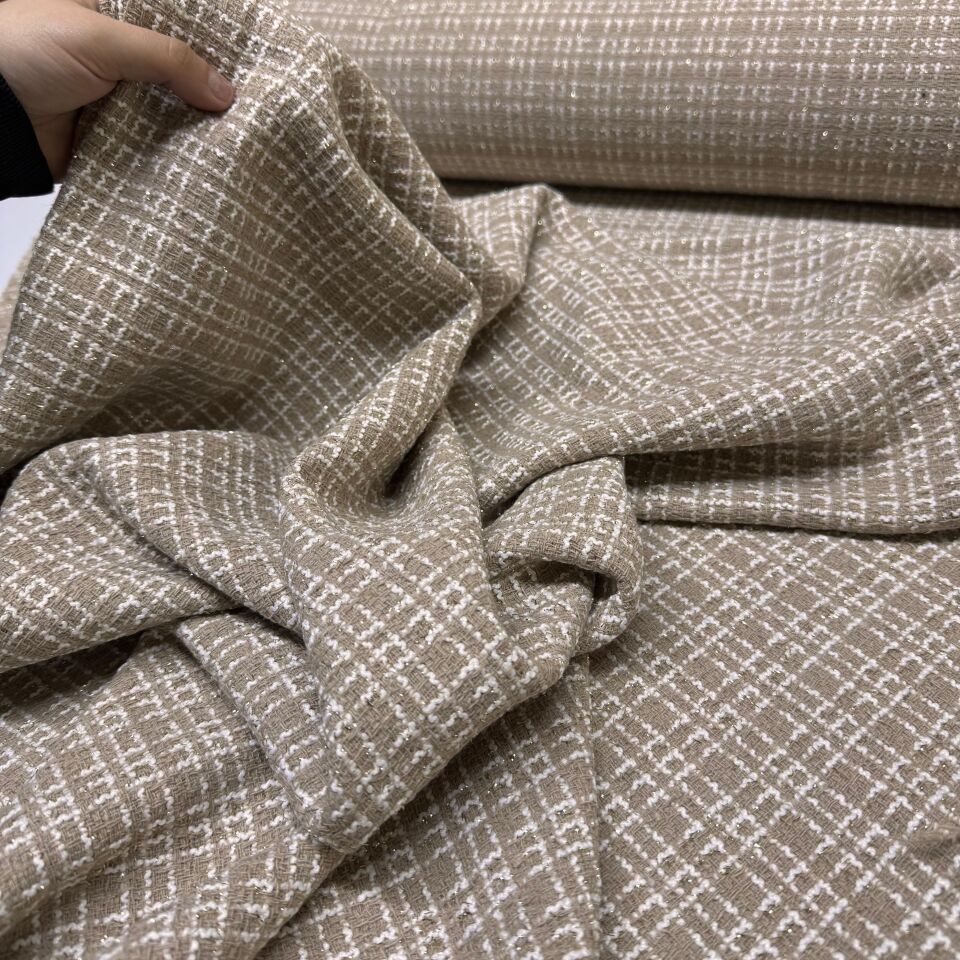 Tüvit Şanel Kumaş Çift En Simli Bej